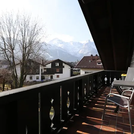 Lägenhet Ferienwohnung Alpspitznest Garmisch-Partenkirchen